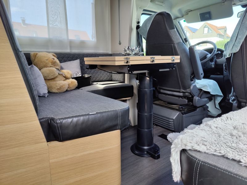 Des vacances sans secousses – grâce aux bons accessoires pour camping-cars, fourgons aménagés et caravanes