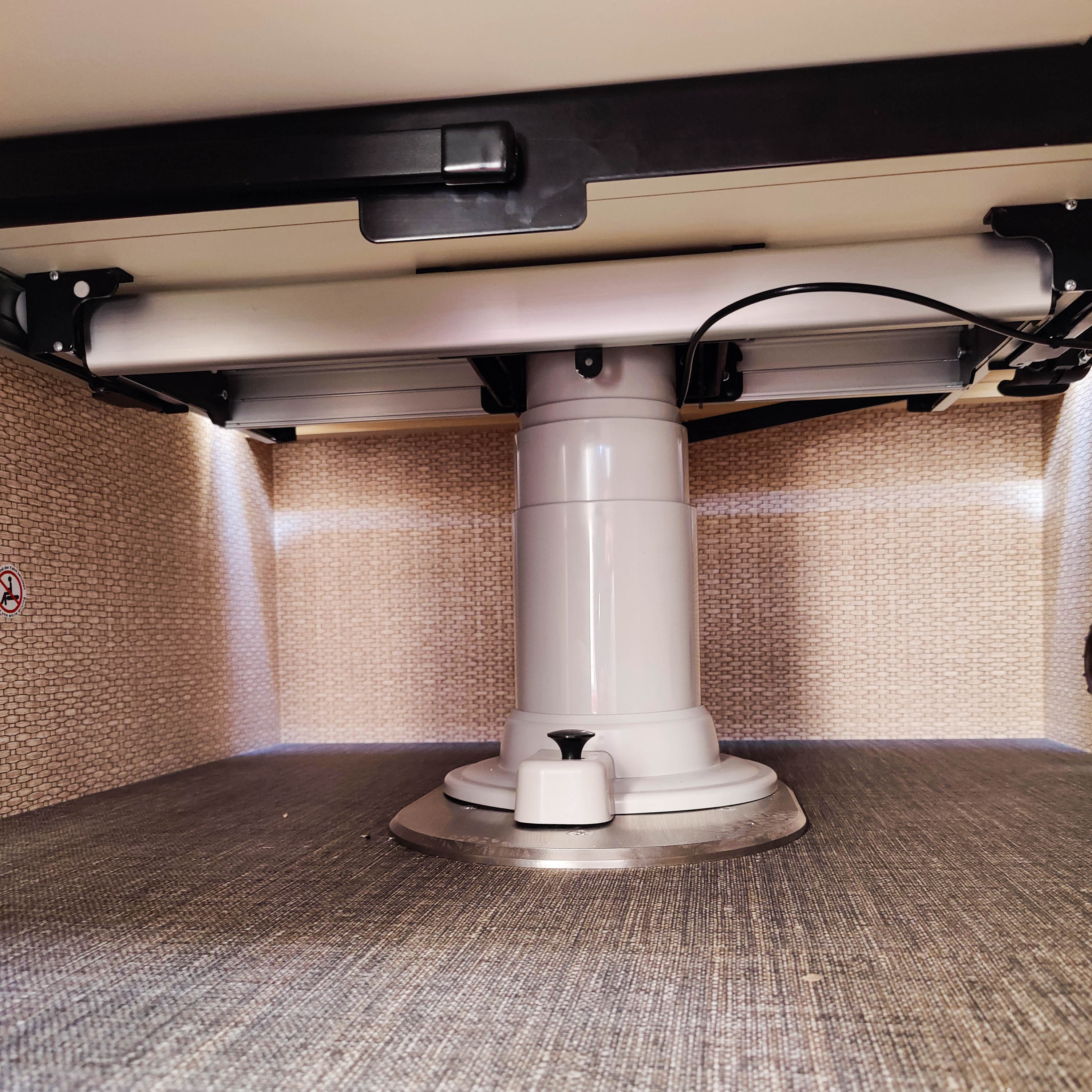 Nuova Mapa Tischgestell inklusive höhenverstellbarer Säule für klappbare Tischplatten