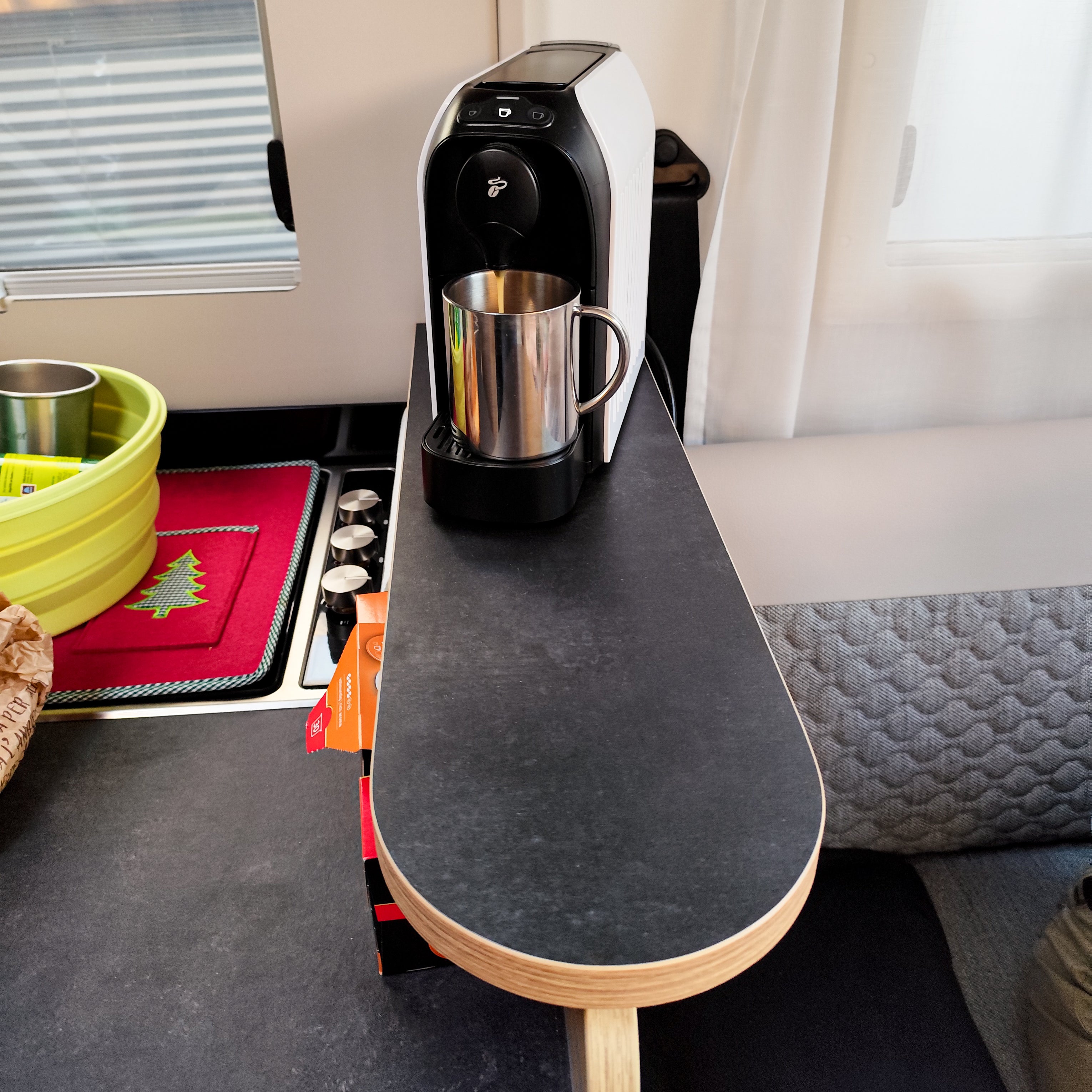 Ablageboard für Adria Modelle DL und DC ab 2021 mit Face to Face