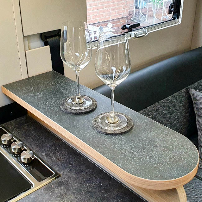 Ablageboard für Adria Modelle DL und DC ab 2021 mit Face to Face