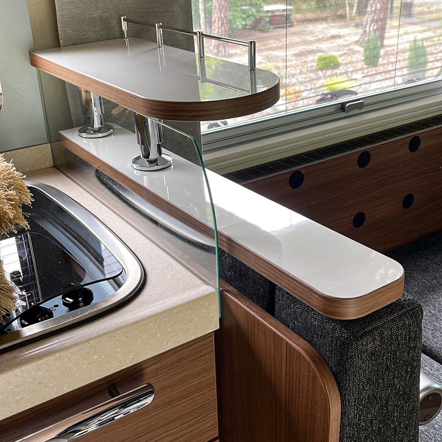Ablageboard Niesmann und Bischoff mit Madison Walnut