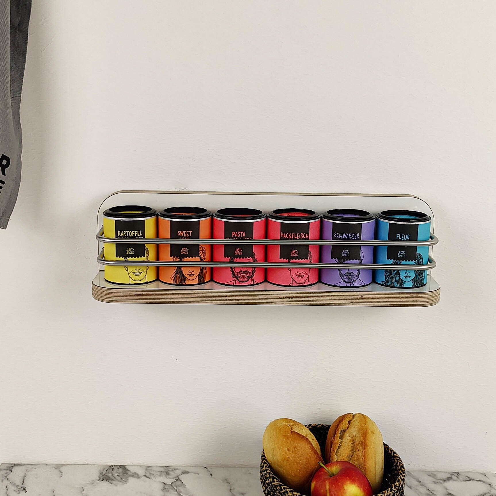 #farbe_Hochglanzweiß in Birke (Multiplex) und Edelstahlreling