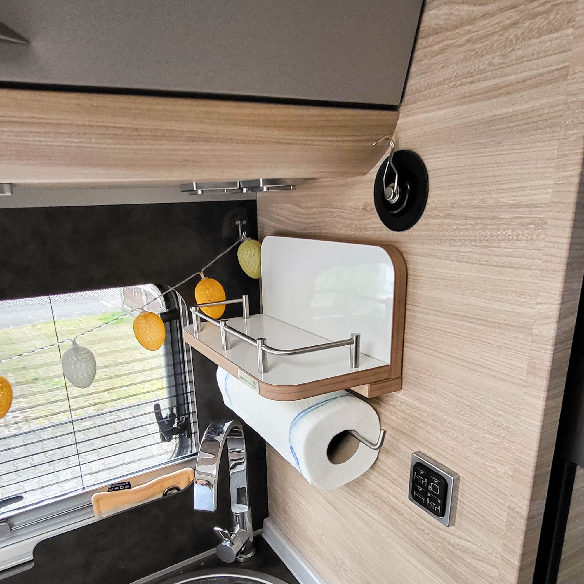 Kastenwagen Regal mit Küchenrollenhalter