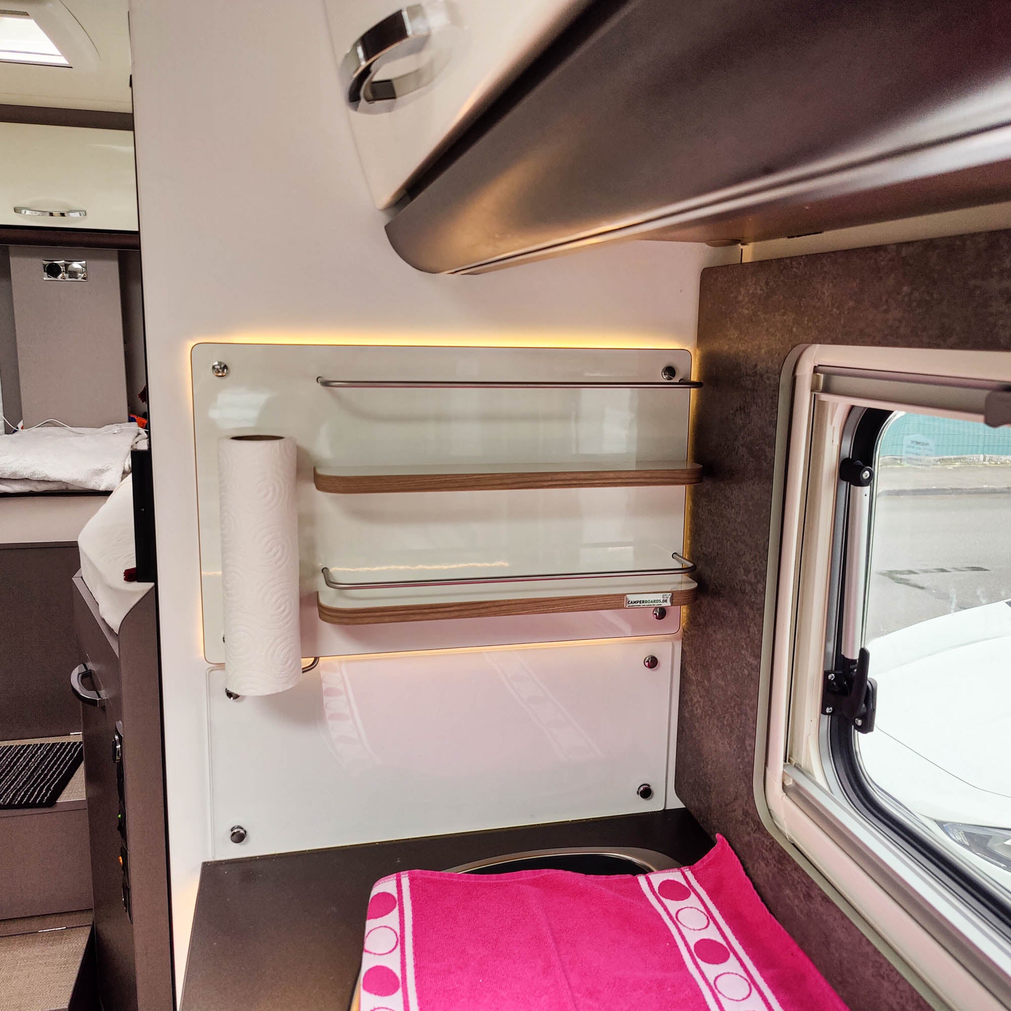 Regal statt Kapsel Halter mit Küchenrollenhalter