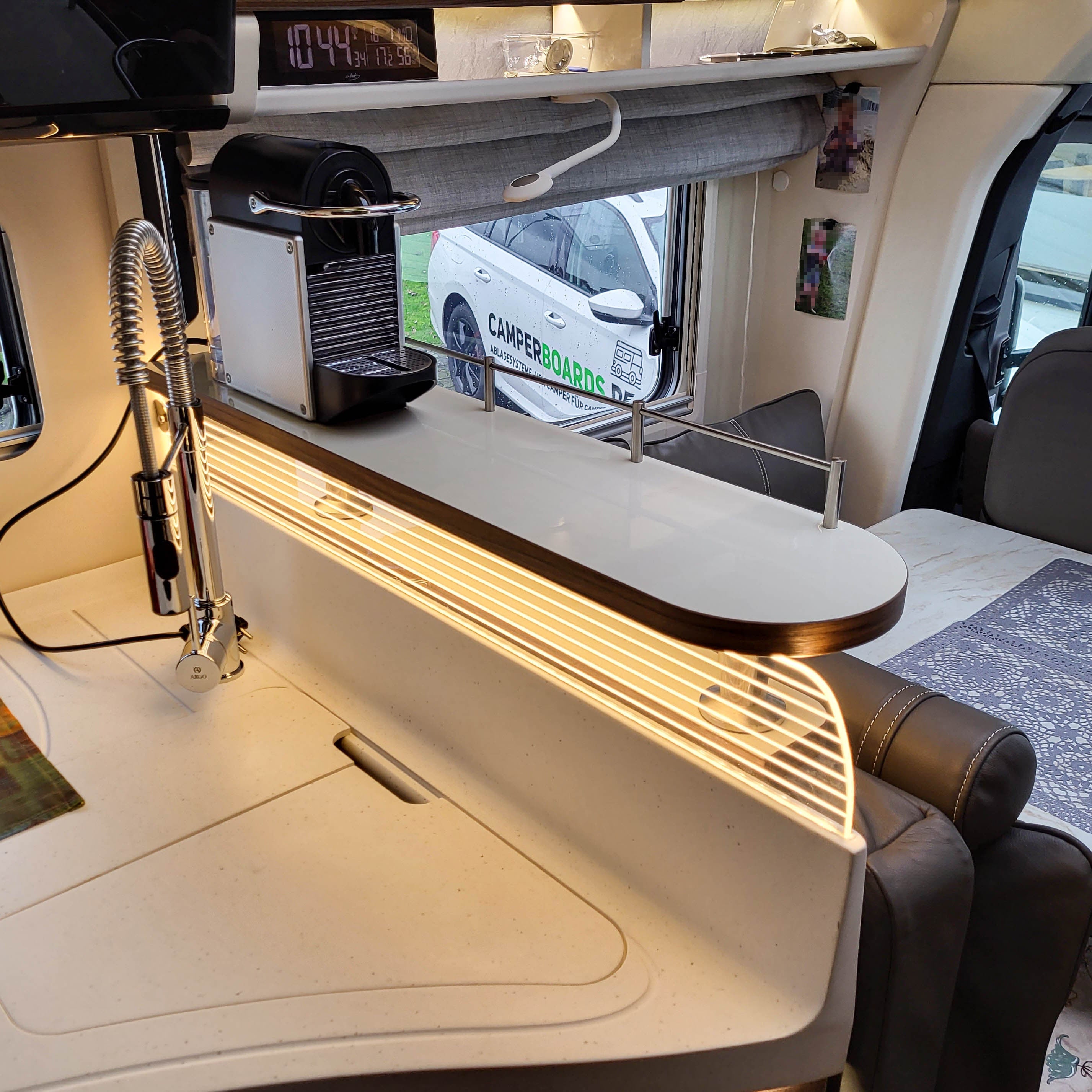 2-teiliges Ablageboard für Euramobil Modelle