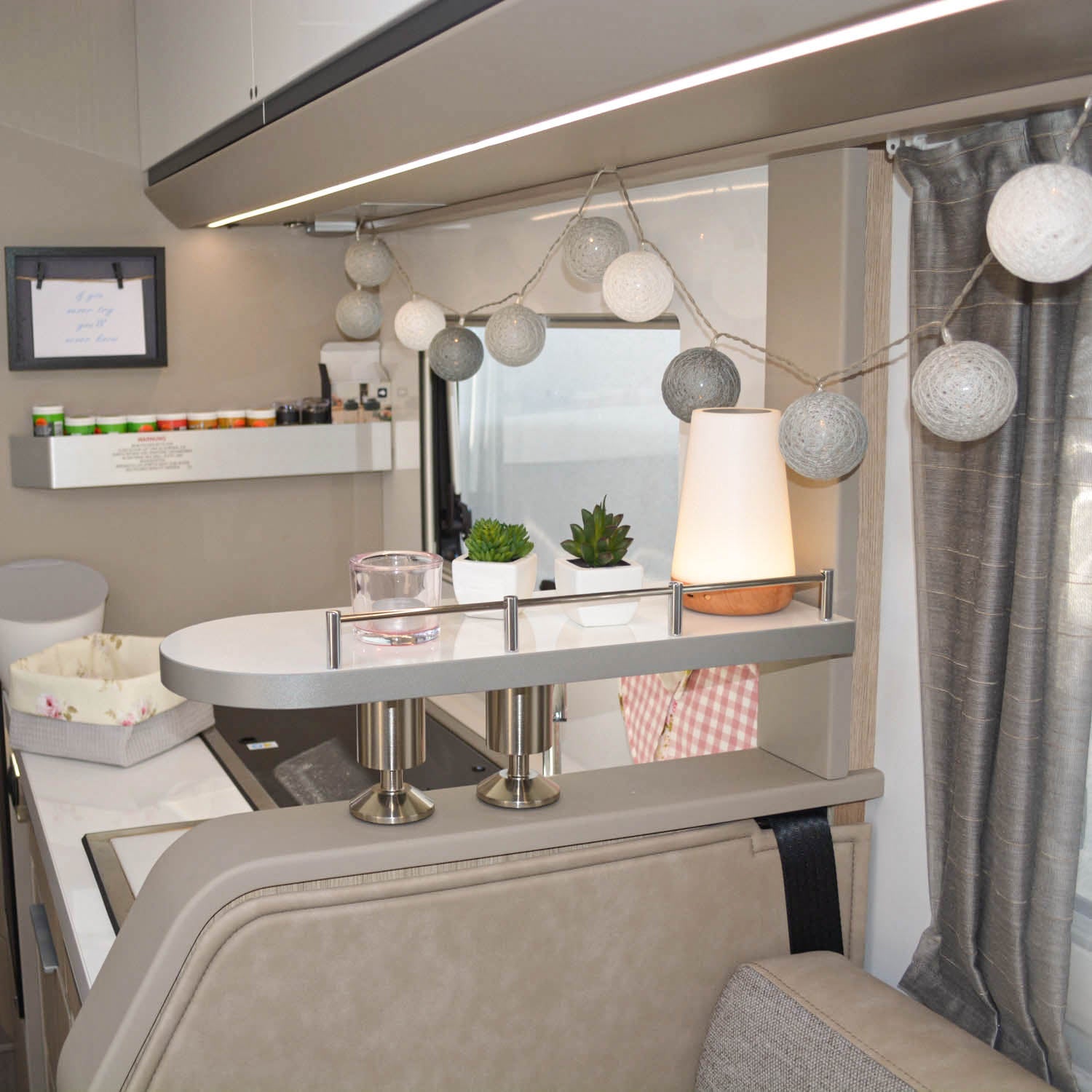 Ablageboard für Adria DL Modelle