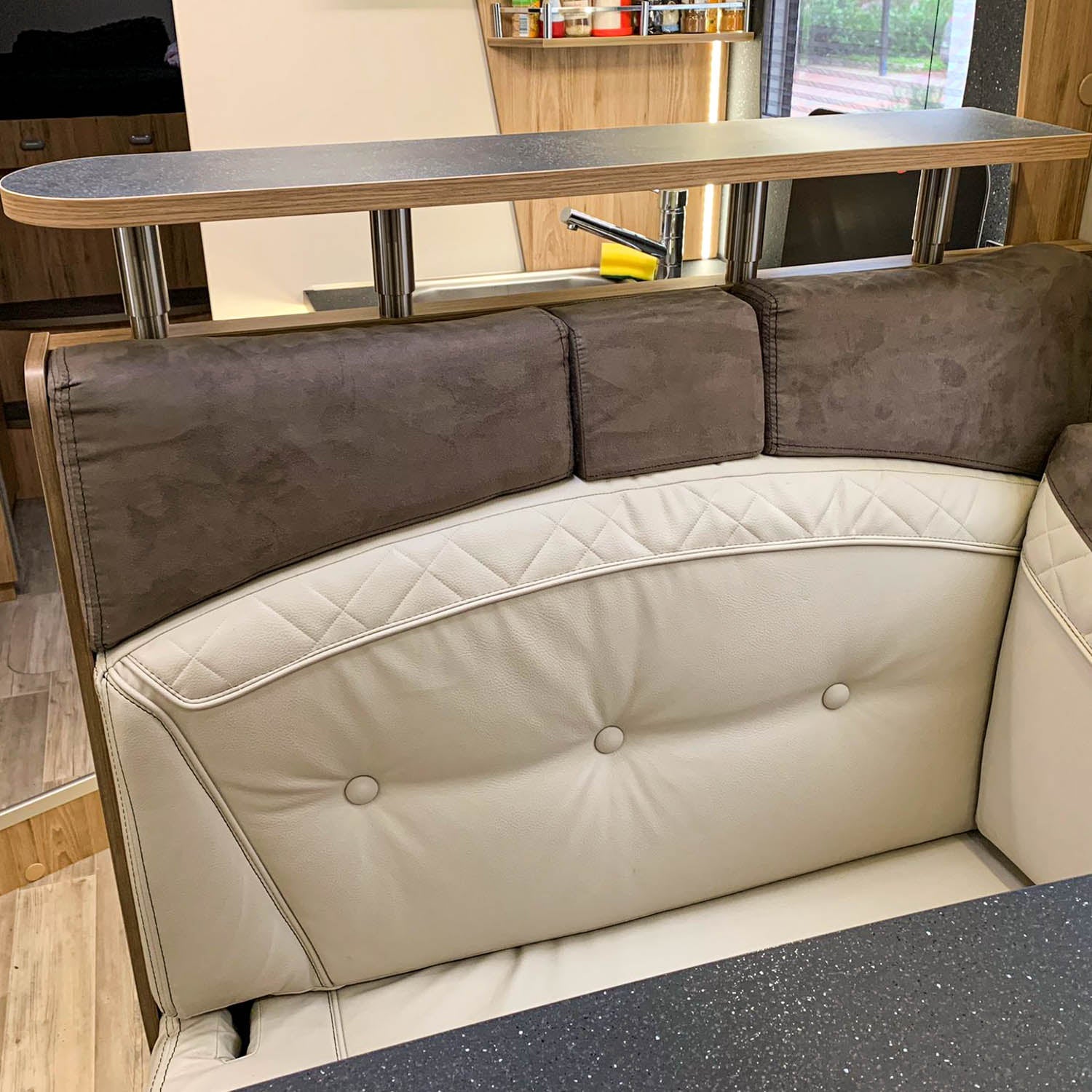 Ablageboard für Mooveo T Modelle von 2019 bis 2021