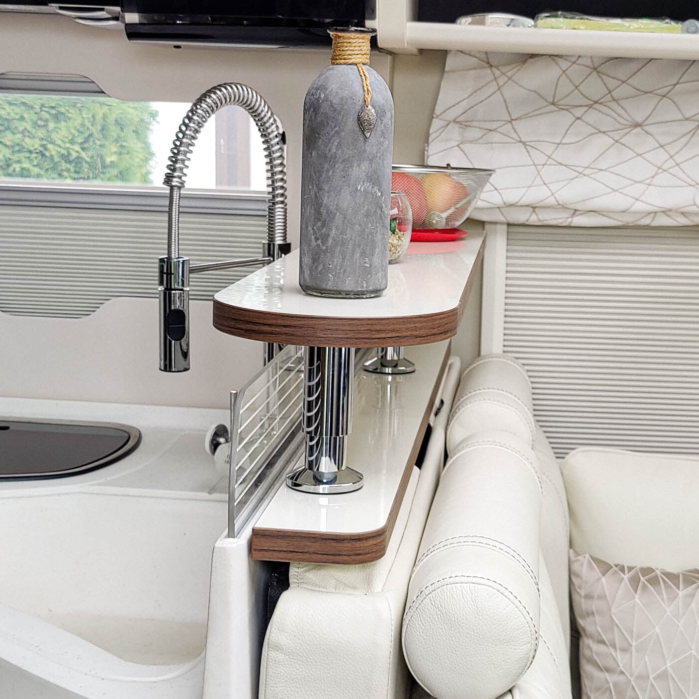 2-teiliges Ablageboard für Euramobil Modelle