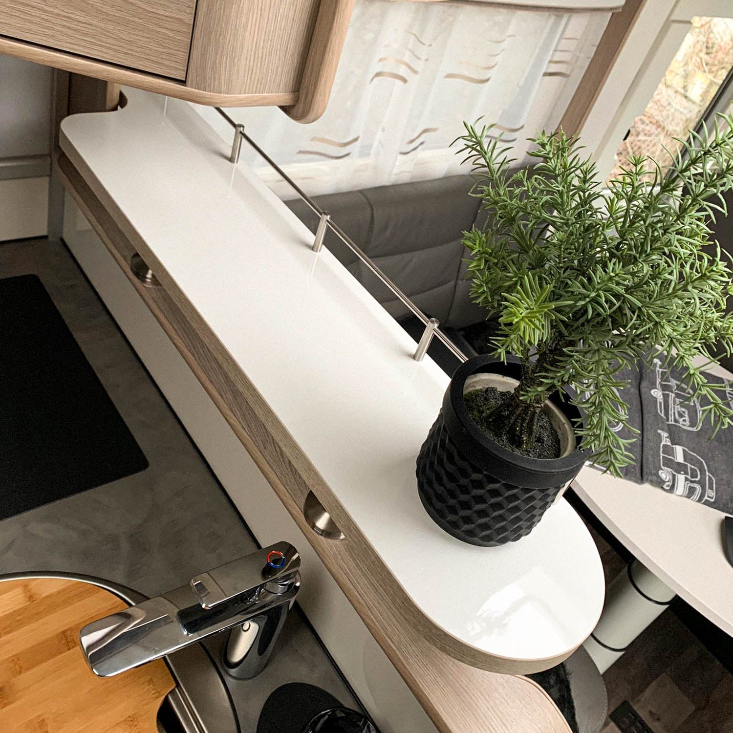 Ablageboard für Kabe Modelle