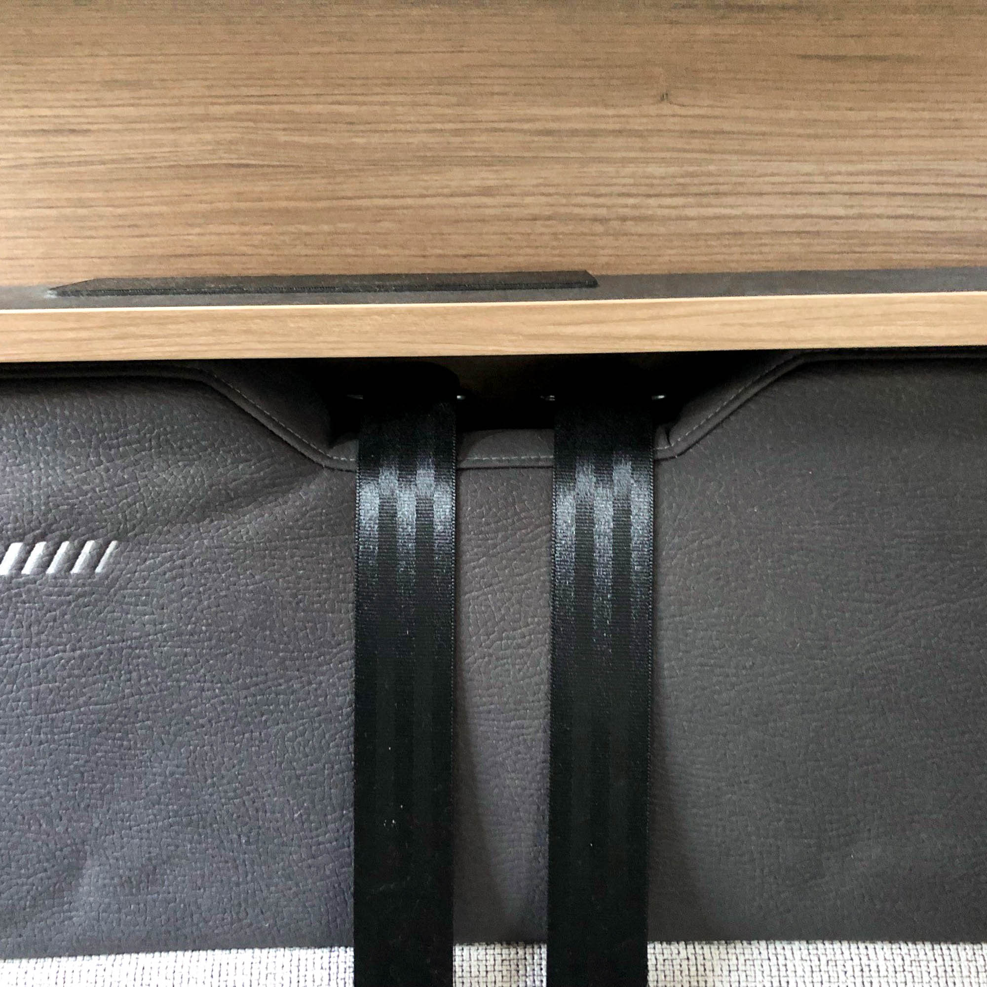 Ablageboard für Knaus Vansation auf Peugeot Basis