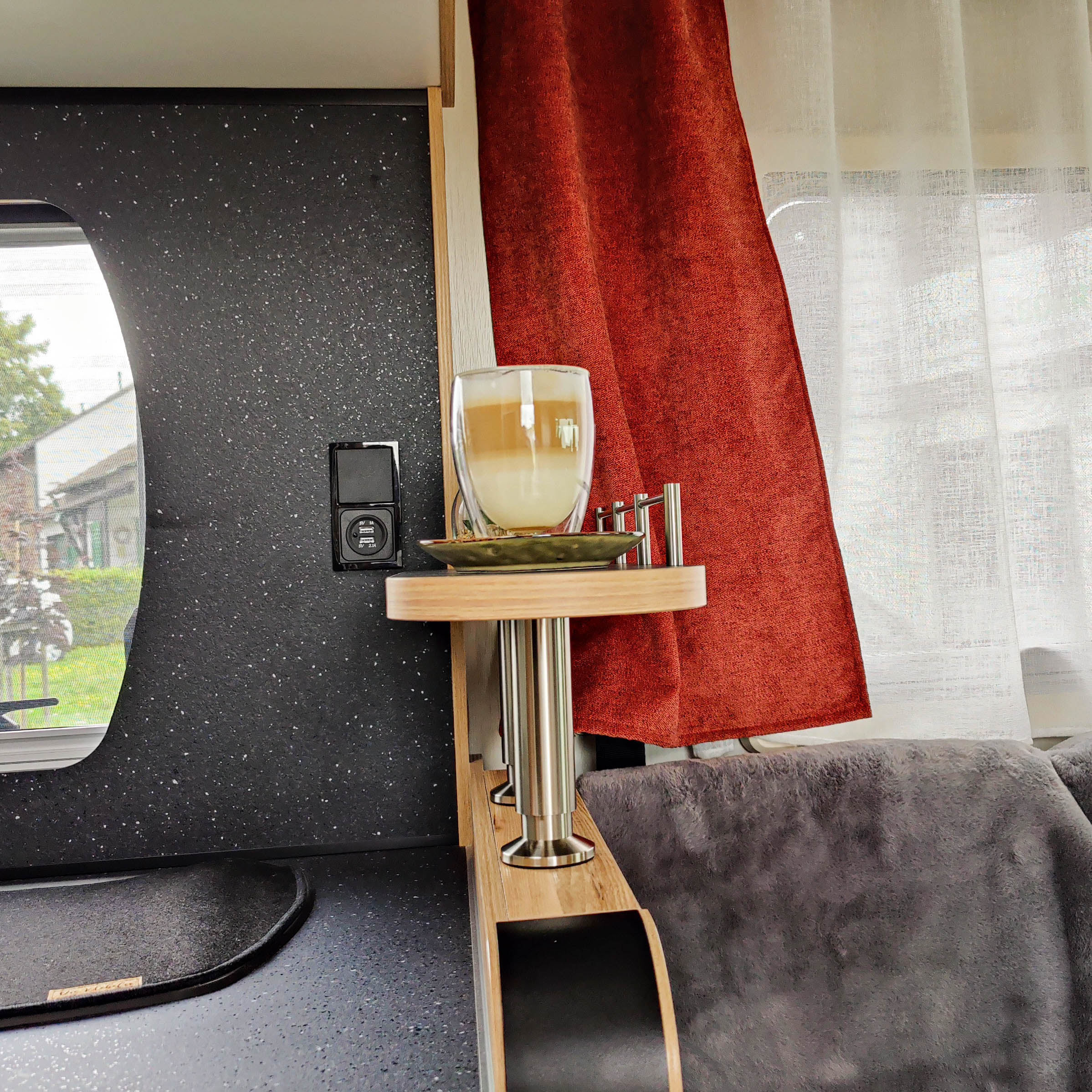 Ablageboard Pilote 696D und Mooveo TEI 70 DH kurze Ausführung