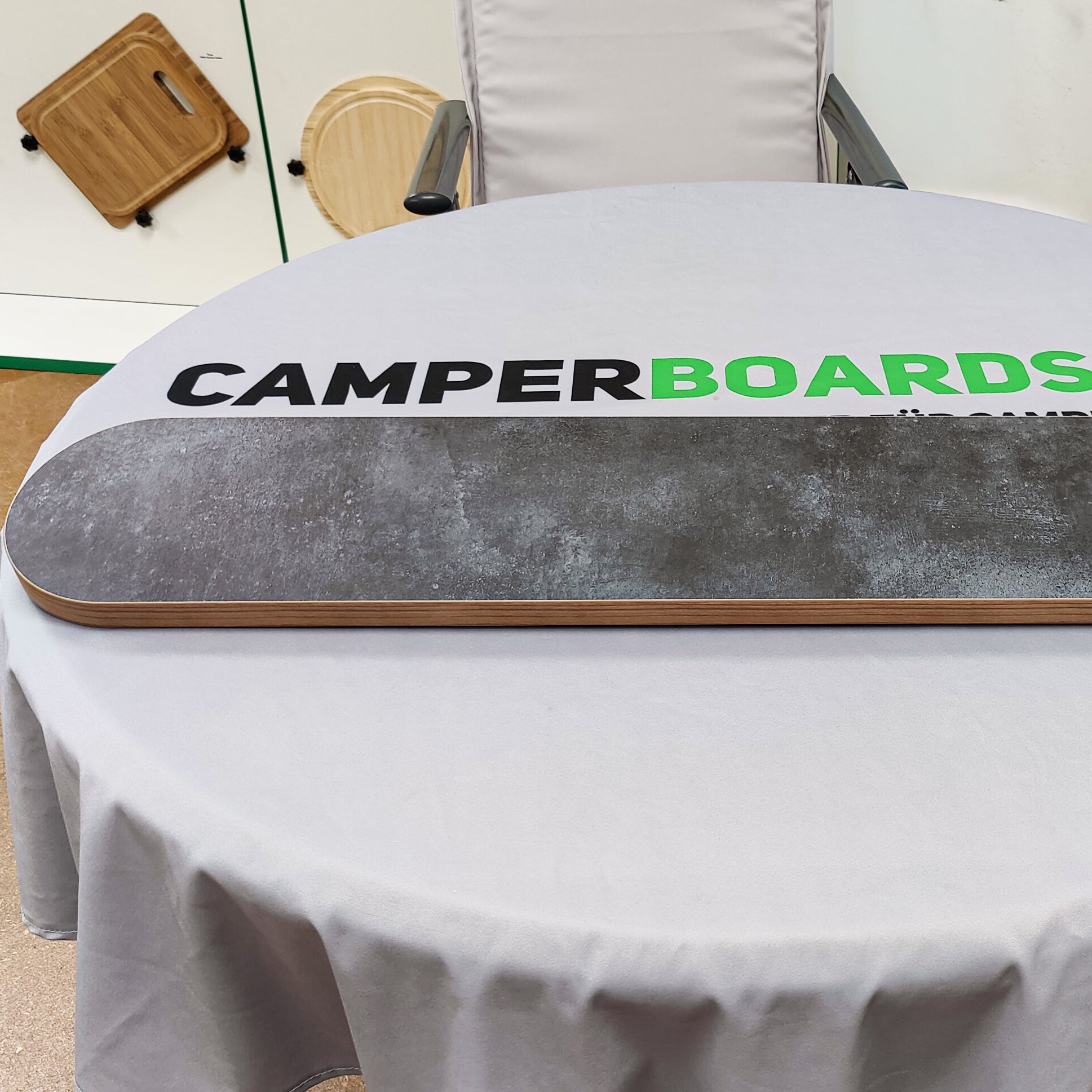 Ablageboard für Knaus Vansation auf Peugeot Basis